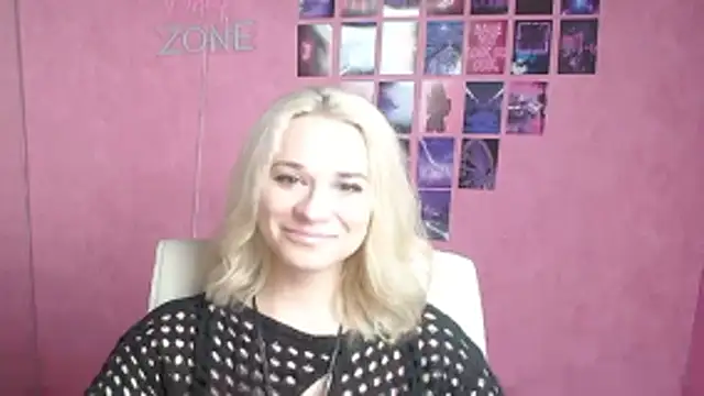 Melodie Aster online show from April 1, 5:32 pm