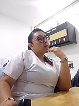 Valeria montana  online show from April 21, 12:01 pm