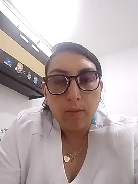 Valeria montana  online show from April 23, 5:48 pm