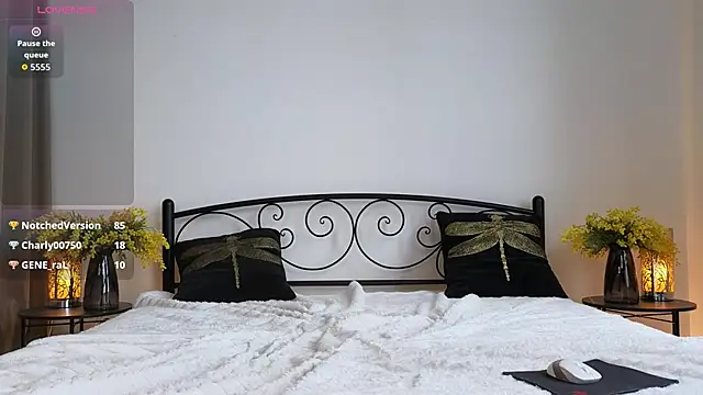 LunaKirby online show from April 25, 12:41 pm