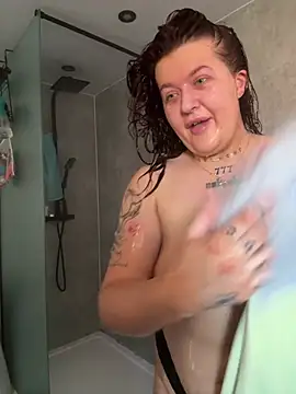 MissRaven x online show from April 24, 8:39 am