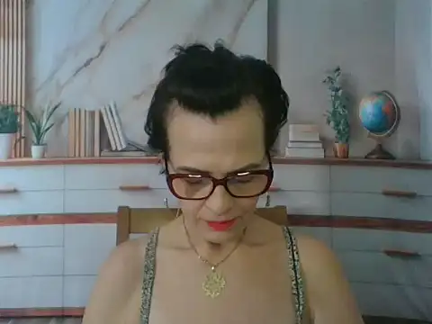 Luna-Hot0802 online show from January 7, 1:14 pm