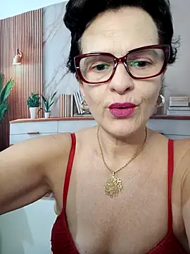 Luna-Hot0802 online show from February 26, 1:10 pm