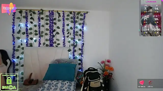 Mia Duque1999 online show from April 13, 7:47 pm