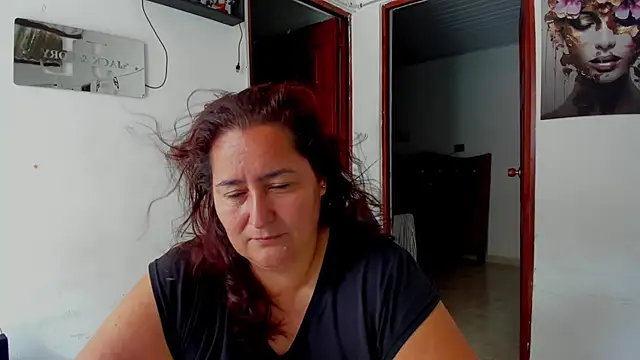 VioletBruces online show from April 29, 4:31 pm