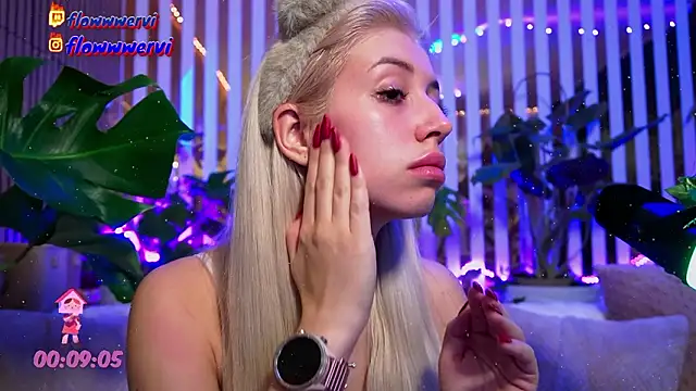 FlowweerGirl online show from February 5, 8:23 pm