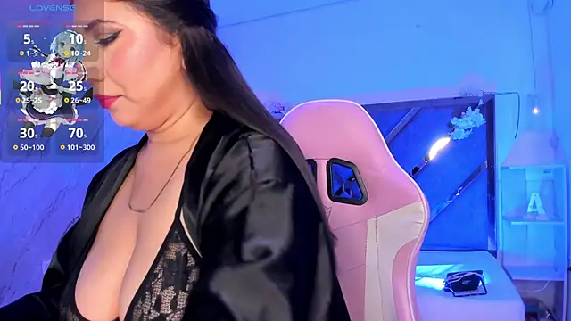 CloeMoon online show from December 19, 4:59 am