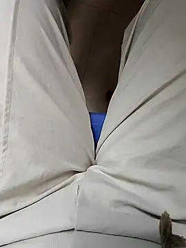 Baby-Linh online show from April 26, 7:39 am