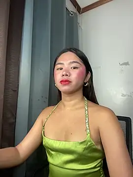 voganmarie online show from June 7, 6:37 pm