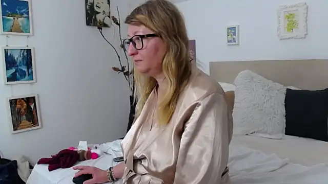 OlgaPavlova online show from February 4, 2:20 pm