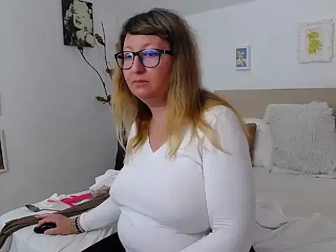 OlgaPavlova online show from April 25, 12:08 pm