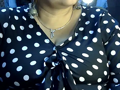 Soniya Sha online show from July 6, 3:03 pm