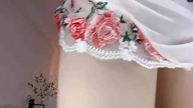 Nina-- online show from June 7, 4:36 pm