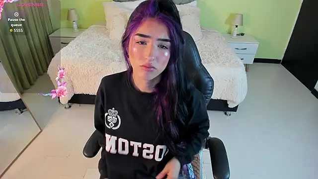 Celeste Rous   online show from February 10, 12:08 pm