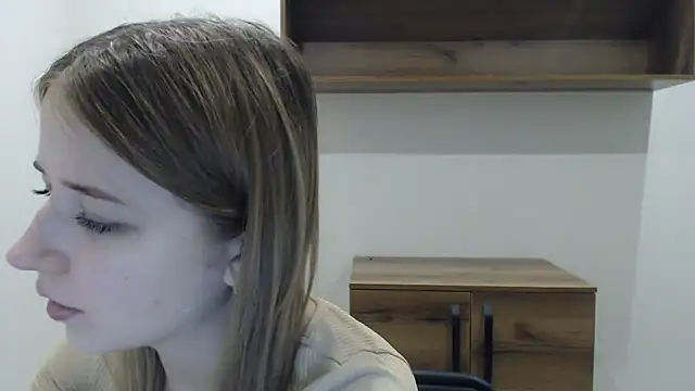 SweetBellaa  online show from January 11, 1:27 pm