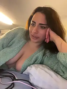 tesaa1212 online show from April 22, 8:50 pm