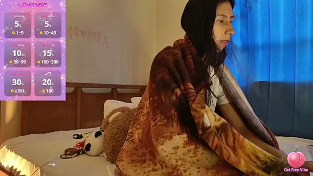 MoonLipsON- online show from February 3, 7:40 pm