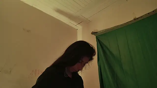 MoonLipsON- online show from April 23, 9:06 am