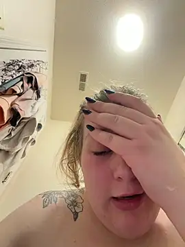 Blondeespresso online show from March 17, 6:39 am