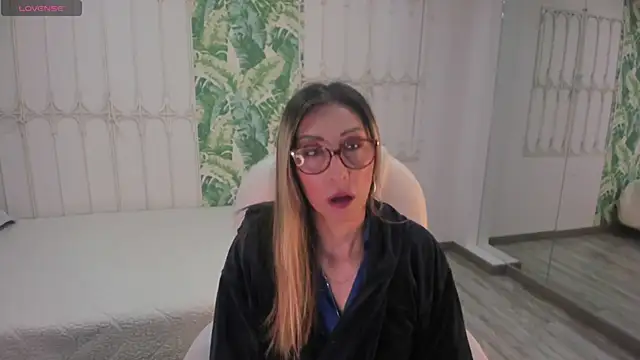 Scarlett 079 online show from April 19, 11:54 am