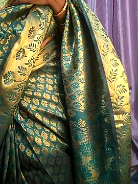 Preeti345 online show from April 22, 6:10 am