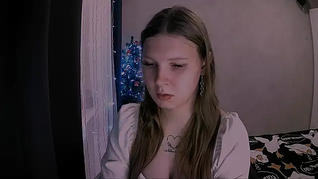 nelli lux  online show from January 10, 1:38 pm