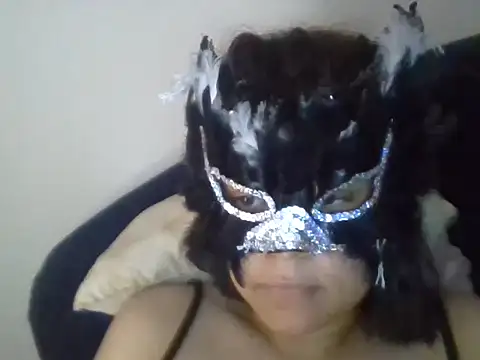 h4cPaolaMascherata online show from December 16, 10:10 am