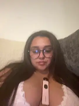 Wild Busty Niyah XX online show from March 11, 10:12 pm