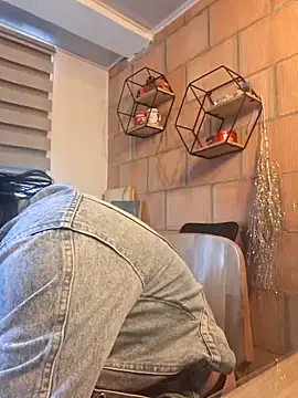 Magenta Moon online show from March 5, 9:32 pm