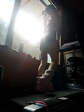 Alone nothing online show from April 21, 12:14 am