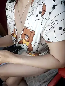 Alone nothing online show from April 24, 3:15 pm