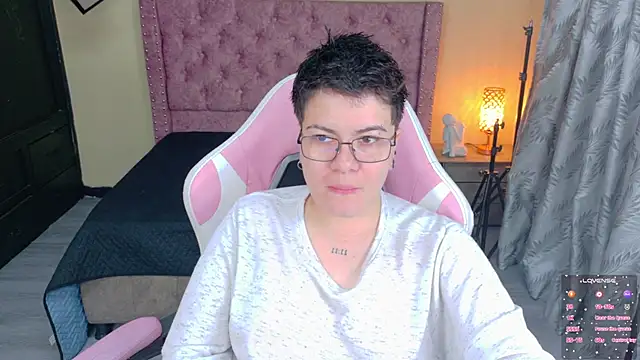 geminis xxx online show from April 28, 4:49 am