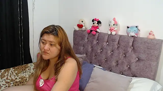 Sofia  Saenz online show from March 12, 11:02 am