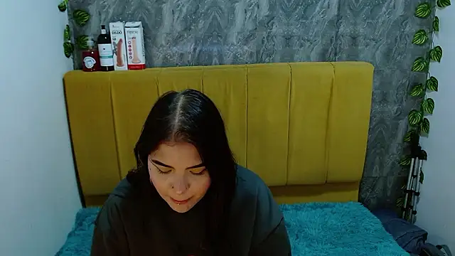 alunnaclarkcm online show from January 16, 4:41 am