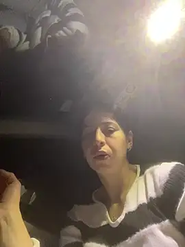 coupledeea online show from February 5, 8:01 pm