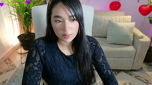 IAM  ZARA online show from February 11, 8:32 pm