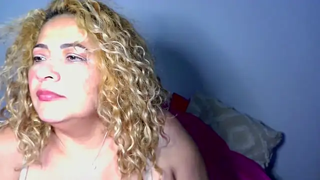 mariajosebarrazaa online show from March 22, 9:32 pm