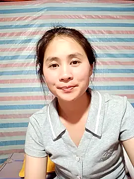 Him MountainGirl online show from March 3, 2:45 pm