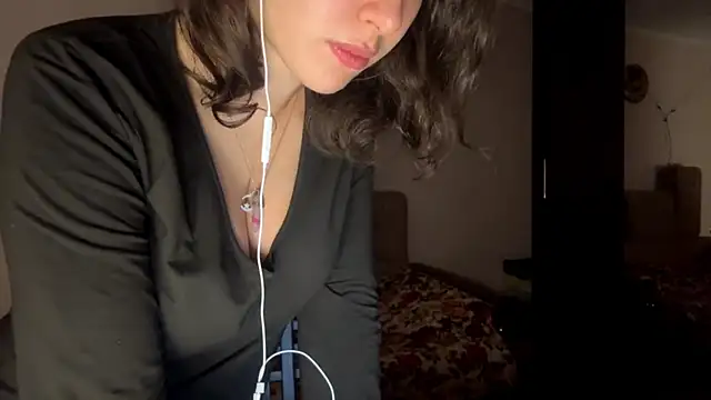 AnitraWackerbarth online show from December 22, 10:35 pm