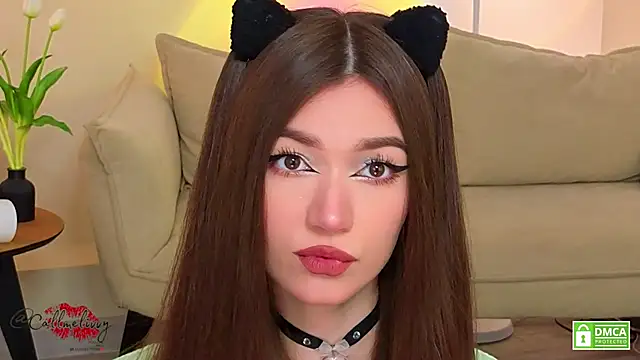 oliviaah  online show from April 24, 2:42 pm