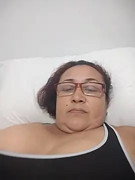 Nini Love  online show from February 27, 4:12 am