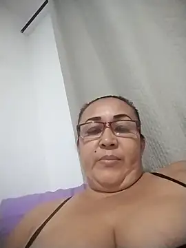 Nini Love  online show from April 23, 5:48 am