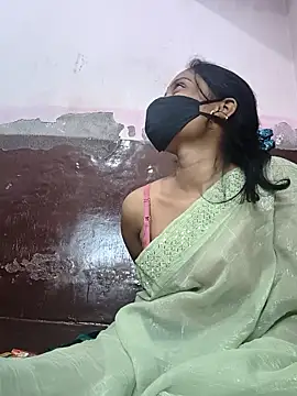 couplegk71 online show from February 5, 4:10 pm