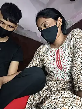 couplegk71 online show from February 9, 10:50 am