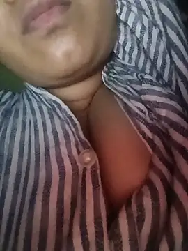 pihuu1313 online show from July 27, 8:28 pm