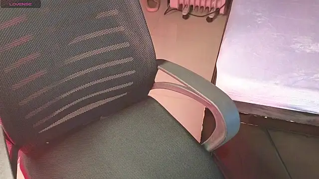 WaniRoy online show from February 16, 7:03 pm