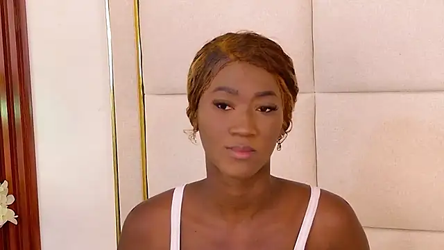 Reginadenver online show from January 12, 9:20 pm