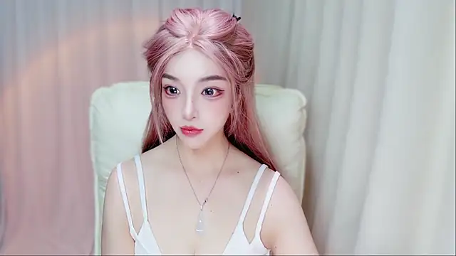 zizi-a online show from June 17, 1:12 pm
