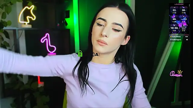 alia skay online show from April 20, 9:29 pm