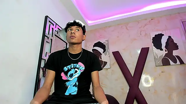 SWEET RABBIT1 online show from February 26, 7:35 pm